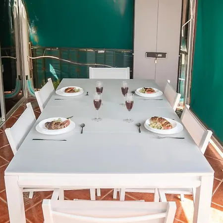 Cosy 1bd Near Playa De Americas, 208 Апартаменты Плая-де-лас-Америкас