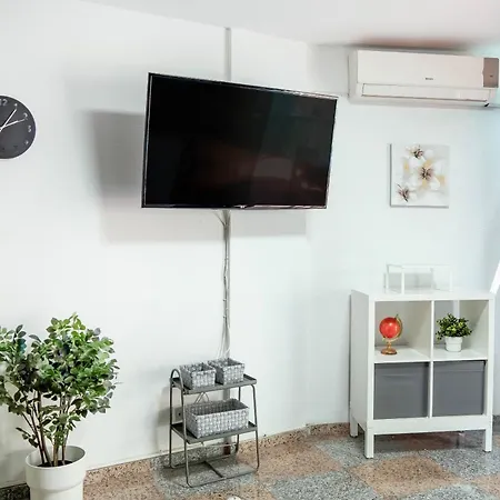 Cosy 1bd Near Playa De Americas, 208 アパート プラヤ・デ・ラス・アメリカス