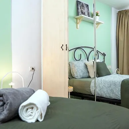 アパート Cosy 1bd Near Playa De Americas, 208 プラヤ・デ・ラス・アメリカス
