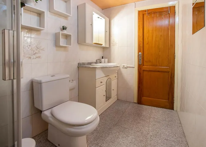 Cosy 1bd Near Playa De Americas, 208 Appartamento *