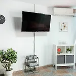 Cosy 1bd Near Playa De Americas, 208 아파트 플라야데라스아메리카스
