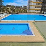 Cosy 1bd Near Playa De Americas, 208 아파트
